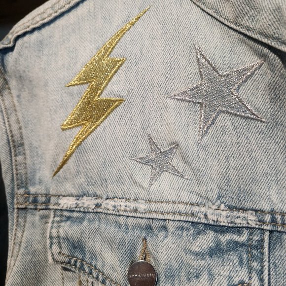 SANCTUARY Distressed & Embroidered Storm Cloud Denim Jacket - Picture 7 of 8
